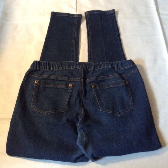 Southpole Jeans Co. Distressed Denim Jeggings. - Picture 5 of 7